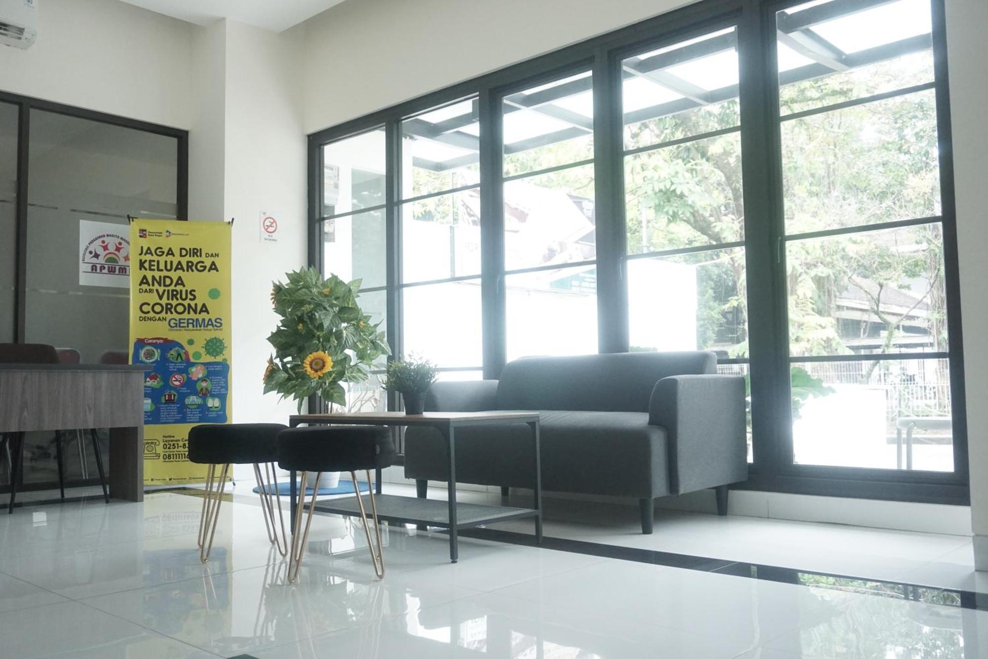 Hotel Bianco Costel Bogor Esterno foto